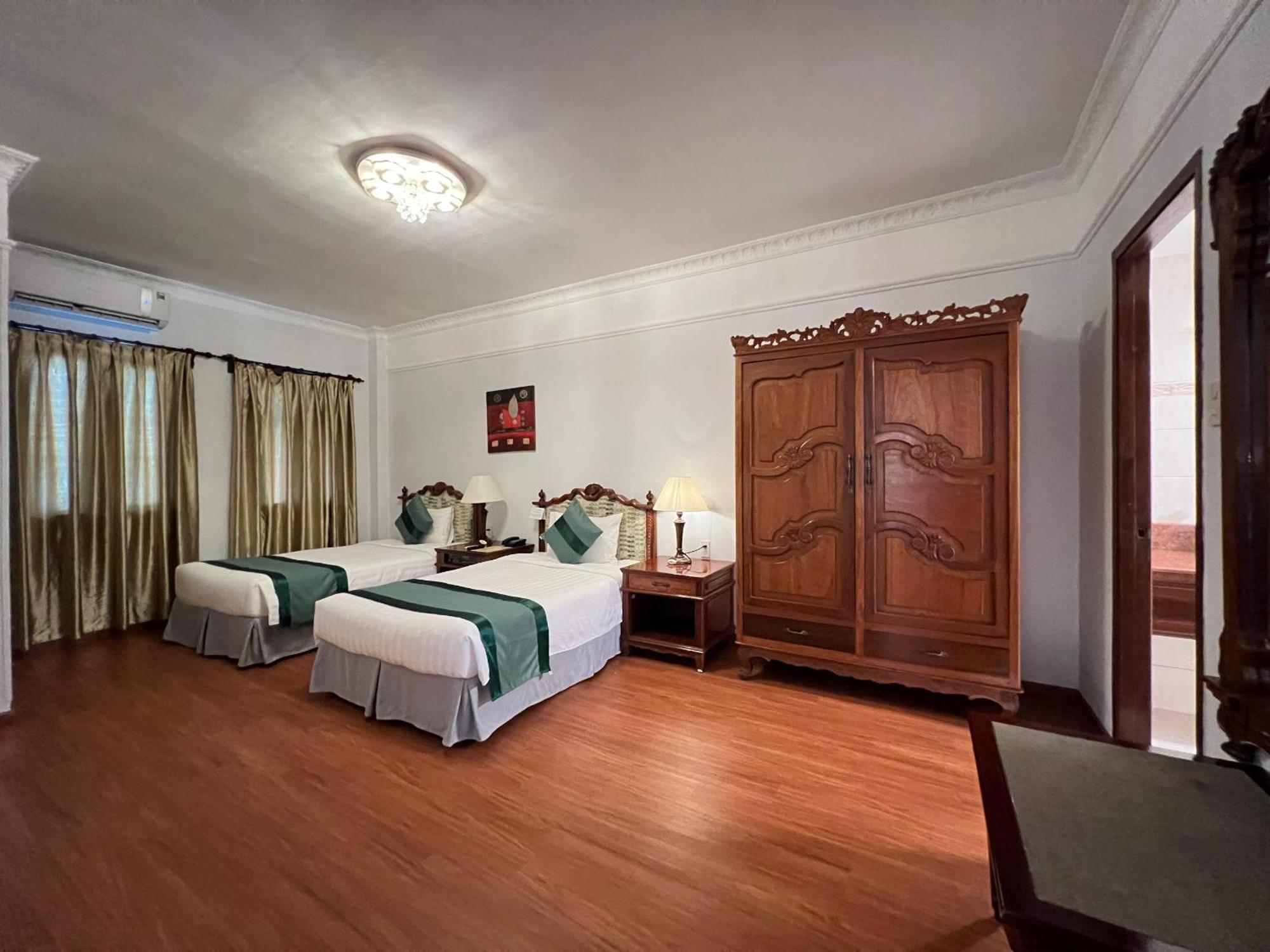 Riverside Hotel Saigon Хошимін Екстер'єр фото